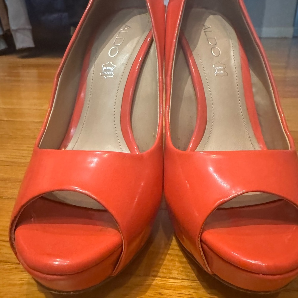 Aldo Coral Orange Red Peep Toe Heels